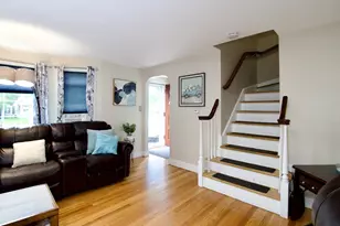 55 Bridle Path Rd, Springfield, MA 01118 - Photo 8