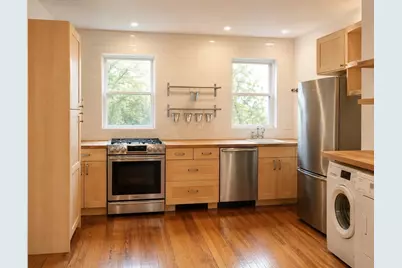 16.5 Magnolia Ave #3, Cambridge, MA 02138 - Photo 2