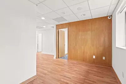 95 Lynn St #5, Peabody, MA 01960 - Photo 6