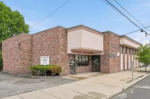 95 Lynn St, Peabody, MA 01960 - Photo 1