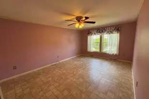 4 Trailwood Dr, Bridgewater, MA 02324 - Photo 20