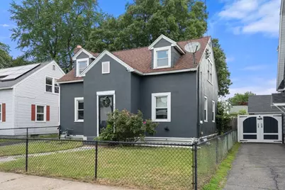 35 Merrimac Ave, Springfield, MA 01104 - Photo 18