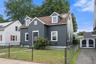 35 Merrimac Ave, Springfield, MA 01104 - Photo 18