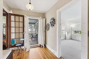 207 Middlesex St, North Andover, MA 01845 - Photo 6
