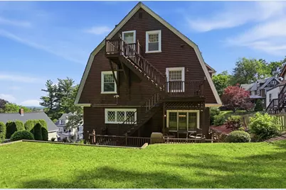 11 Weymouth St, Fitchburg, MA 01420 - Photo 10
