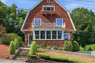 11 Weymouth St, Fitchburg, MA 01420 - Photo 8