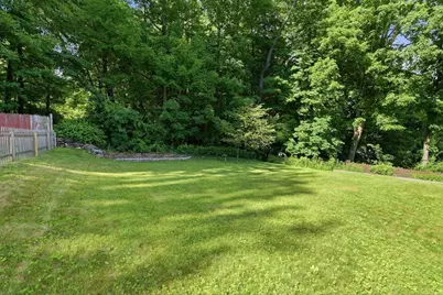 11 Weymouth St, Fitchburg, MA 01420 - Photo 42