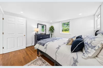 268 Lexington St, Woburn, MA 01801 - Photo 20