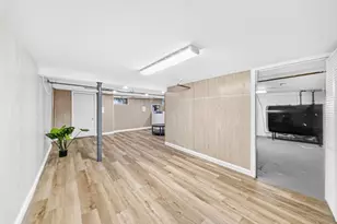 268 Lexington St, Woburn, MA 01801 - Photo 32