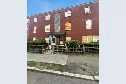 30 Ocean St #4, Lynn, MA 01902 - Photo 2