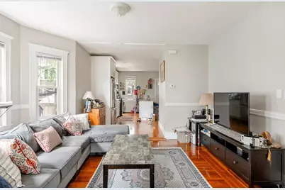 124 Pearson Rd #1, Somerville, MA 02144 - Photo 2