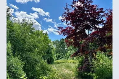 921 Main St, Acushnet, MA 02743 - Photo 2