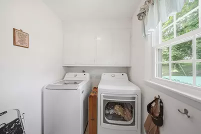 494 Laurel St, Manchester, NH 03103 - Photo 18