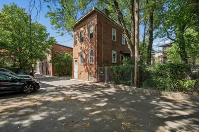 10 Eldridge Pl, Chelsea, MA 02150 - Photo 2