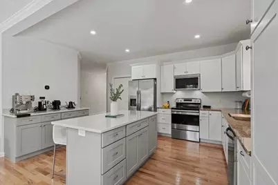492 Hamilton St, Worcester, MA 01604 - Photo 10