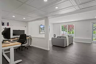 492 Hamilton St, Worcester, MA 01604 - Photo 36