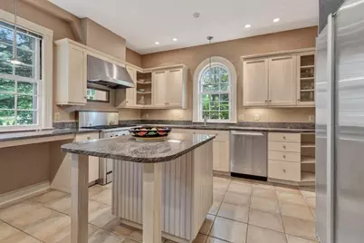 231 Waverley Ave, Newton, MA 02458 - Photo 12