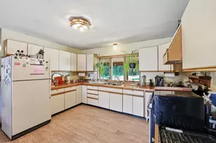 392 West St, Worthington, MA 01098 - Photo 14