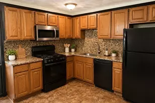 85 Farrwood Ave, North Andover, MA 01845 - Photo 4