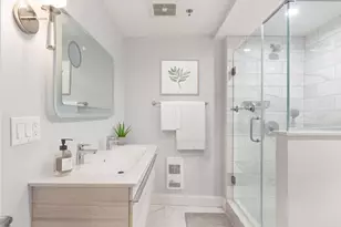 131 Park Dr, Boston, MA 02215 - Photo 6