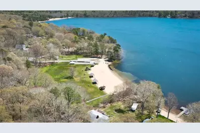 146 James Cir, Mashpee, MA 02649 - Photo 2