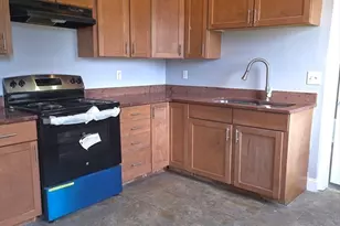 25 Lester St, Fall River, MA 02724 - Photo 12