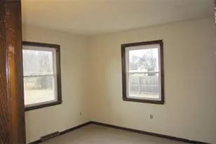 10 Gary Pl, Agawam, MA 01030 - Photo 6
