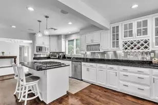 6 Strathmore Rd, Dartmouth, MA 02747 - Photo 20