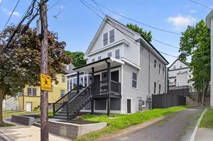 21 Hutchinson St, Winthrop, MA 02152 - Photo 2