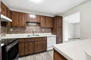 80 Damon Rd, Northampton, MA 01060 - Photo 10