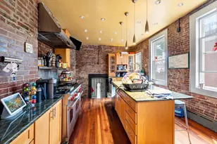 16 Perrin St, Boston, MA 02119 - Photo 10