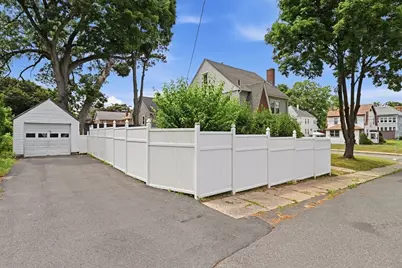 3 Pinehurst Rd., Holyoke, MA 01040 - Photo 4