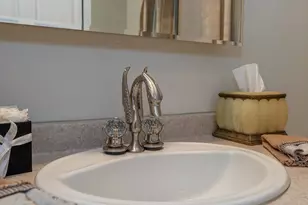 5 Poe Cir, Tyngsborough, MA 01879 - Photo 10