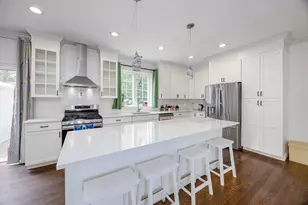 35 Milford St, Medway, MA 02053 - Photo 8