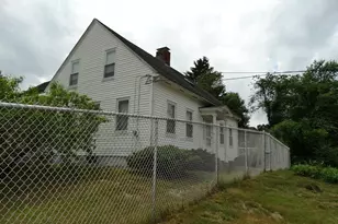 170 Hampstead St, Methuen, MA 01844 - Photo 2