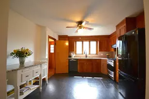 84 Oak St, Winchester, MA 01890 - Photo 12