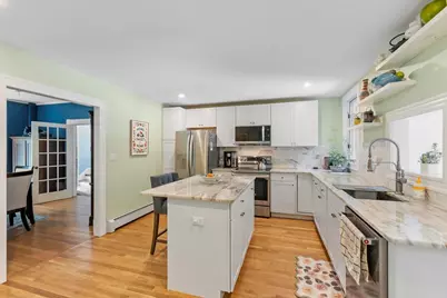 32 Concord Rd #B, Acton, MA 01720 - Photo 4