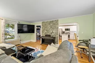 32 Concord Rd, Acton, MA 01720 - Photo 8