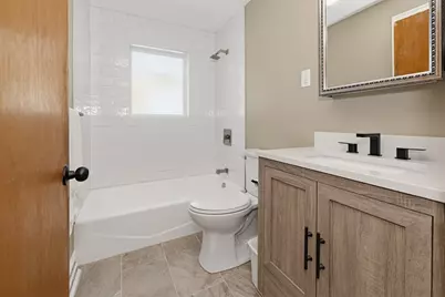 10 Tercentennial Dr, Billerica, MA 01821 - Photo 12