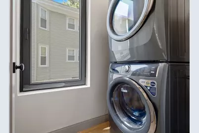 32 McKone Street, Boston, MA 02122 - Photo 16