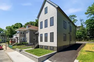 32 McKone St, Boston, MA 02122 - Photo 10