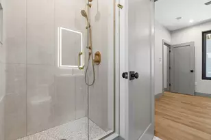 32 McKone St, Boston, MA 02122 - Photo 6