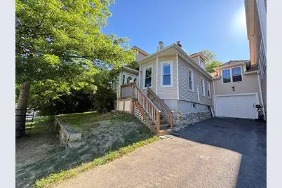 35 Standish St, Worcester, MA 01604 - Photo 1