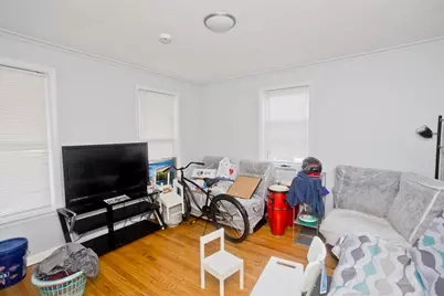 90 Andrew St, Springfield, MA 01109 - Photo 6