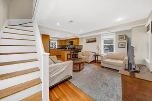 36 Palmer St, Quincy, MA 02169 - Photo 10