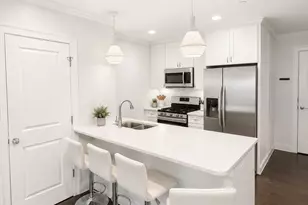 728 E Broadway, Boston, MA 02127 - Photo 2