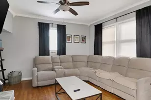 33-35 Hitchcock St, Holyoke, MA 01040 - Photo 4