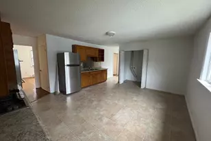 33-35 Hitchcock St, Holyoke, MA 01040 - Photo 18