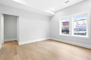 21 Glen Rd, Boston, MA 02130 - Photo 6
