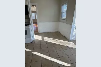 222 Clarendon Street #_, Fitchburg, MA 01420 - Photo 4